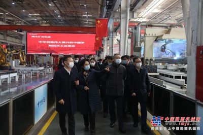 江小涓、辛國斌赴三一集團調研 聚焦物料搬運裝備制造高質量發展